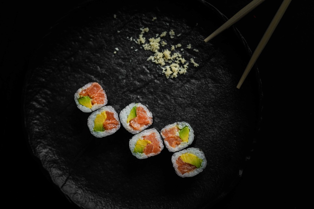 Spicy Salmon Avocado Hosomaki