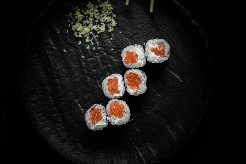 Salmon Cheese Hosomaki